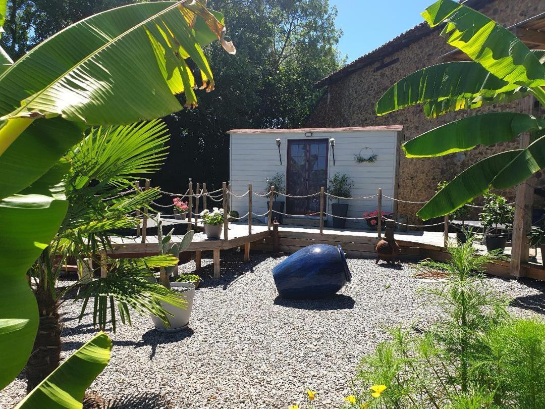 La Maison Ronde Saint-Quentin-sur-Charente Exterior foto